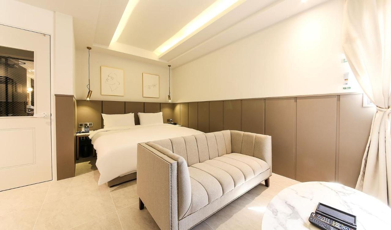 H Moment Hotel Songjeong Busan Exterior photo