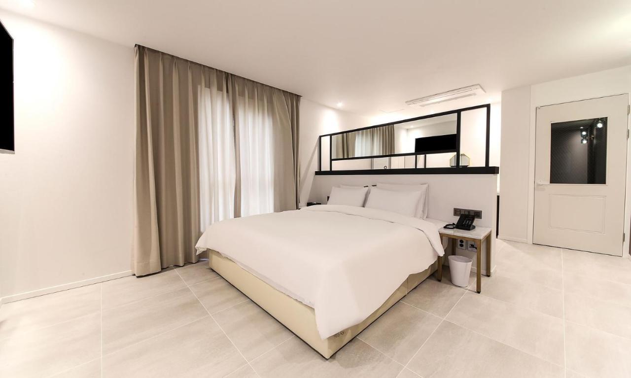 H Moment Hotel Songjeong Busan Exterior photo